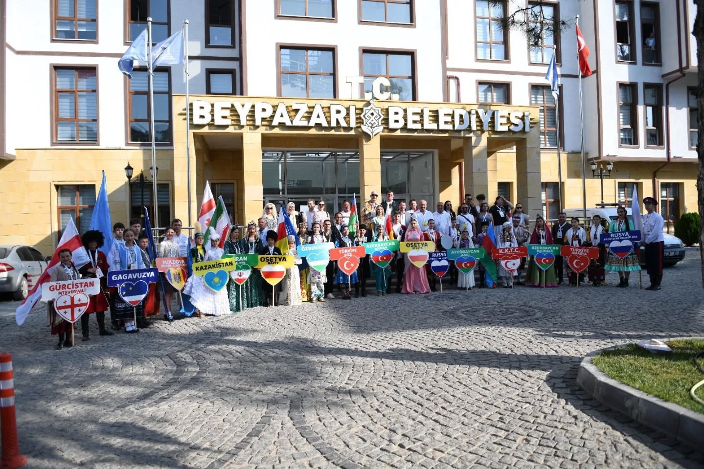 2. Uluslararası Halk Dansları ve Müzik Festivali Beypazarı’nda Başladı