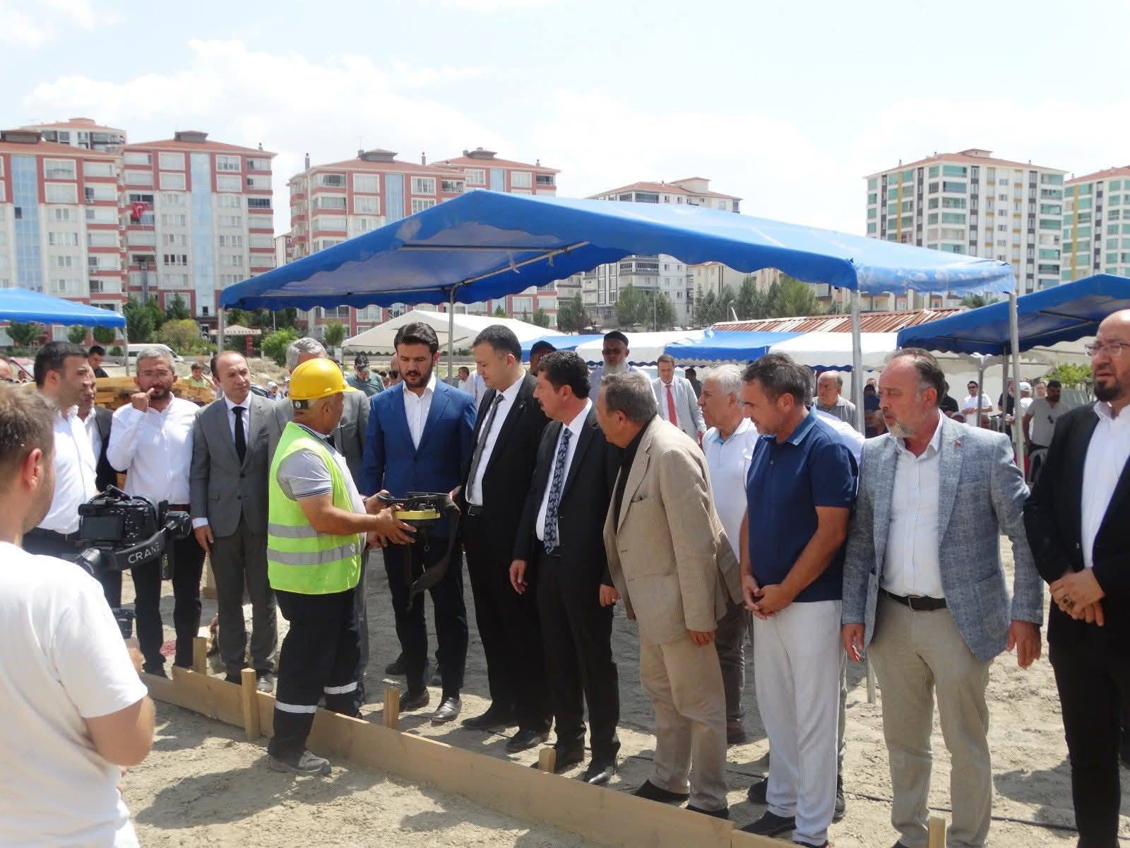 BAŞAĞAÇ CAMİİ TEMELİ YAPILAN TÖRENLE ATILDI.
